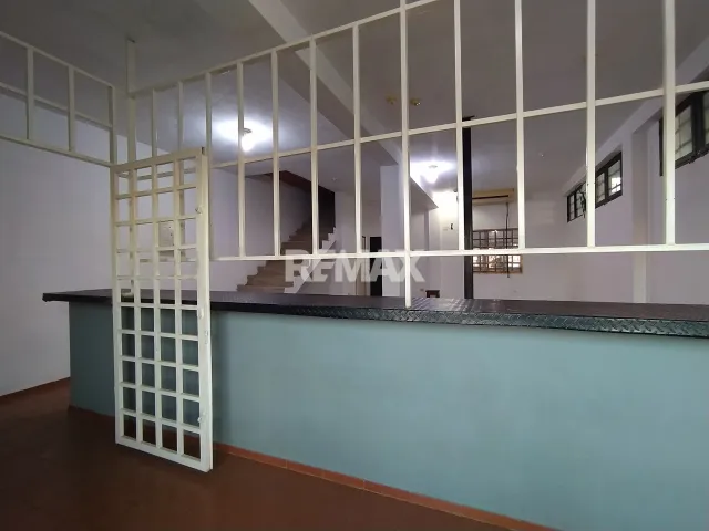 En Alquiler Local Comercial Calle Bachiller Peña, Urb. Puerta Maraven. Punto Fijo - Foto 3