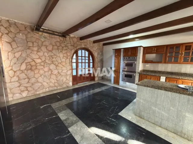 En Alquiler Posada Turística Av 1 Urbanizacion Zarabon - Foto 4