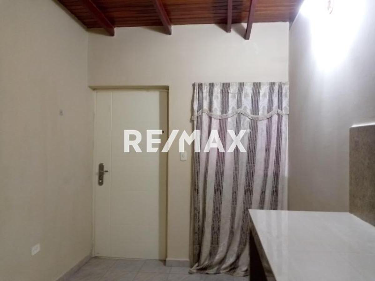 En Alquiler Habitación Urb Santa Fe, calle los labillos - Foto 3