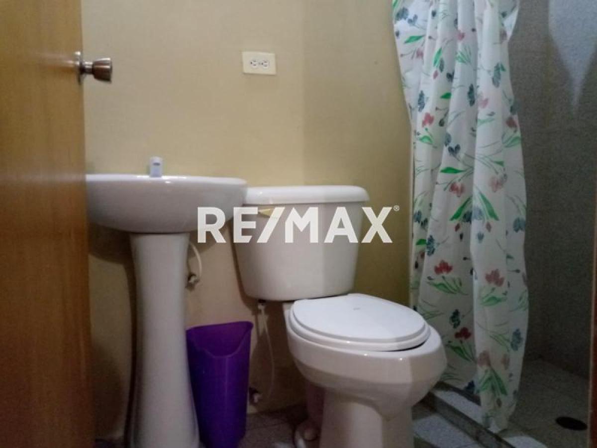 En Alquiler Habitación Urb Santa Fe, calle los labillos - Foto 6