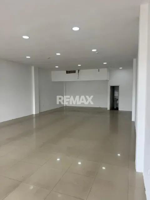 En Alquiler Local Comercial Avenida Girardot, Centro, Punto Fijo, Falcón, 4102, VEN - Foto 2