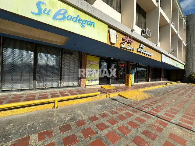 En Alquiler Local Comercial Carirubana, Punto Fijo, Falcón, 4102, VEN - Foto 3