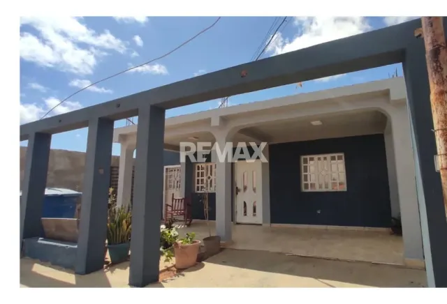 Casa de 2 hab. con anexo independiente en venta, Punto Fijo, 192 m2 de terreno - Foto 5