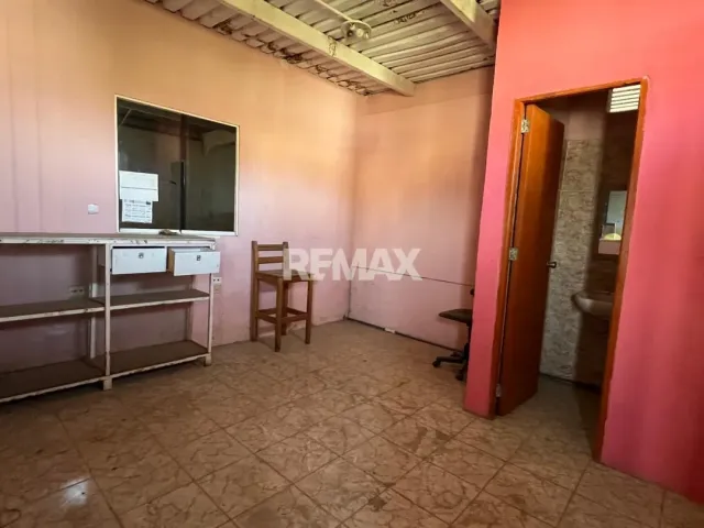 Local Comercial de 500 m² en venta en el centro de Punto Fijo, ideal para negocio - Foto 4