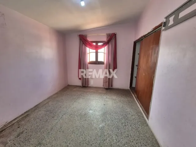 Amplia casa de 6 habitaciones y 4 baños en venta, Guaranao, Punto Fijo - Foto 12