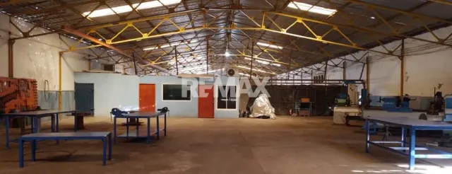 Amplio galpón de 1.400 m² en venta, excelente ubicación en Caja de Agua - Foto 3