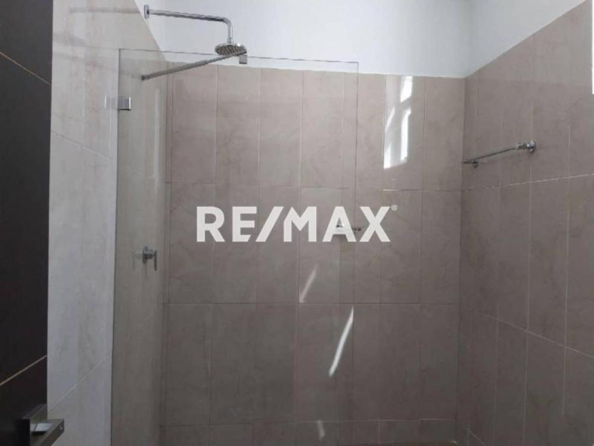 Elegante townhouse de 4 hab. y 4 baños en venta, Jardín Las Virtudes, Punto Fijo - Foto 9