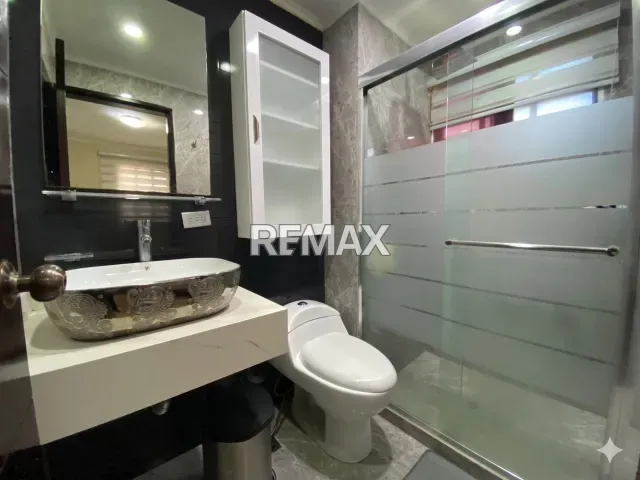 Apartamento en venta de 3 hab. y 2 baños, planta baja en Balcones de Paraguana II - Foto 7