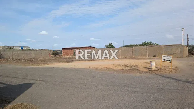 Terreno en venta de 307 m² en Casacoima II, excelente ubicación cerca de servicios - Foto 1