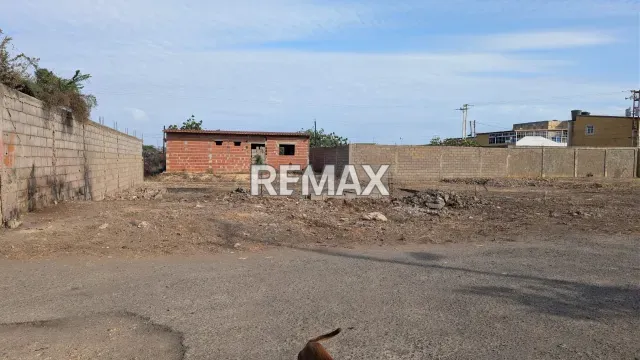 Terreno en venta de 307 m² en Casacoima II, excelente ubicación cerca de servicios - Foto 3