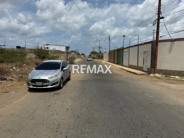 Terreno de 250 m² en venta, ideal para construir en San Rafael, gran ubicación - Foto 1