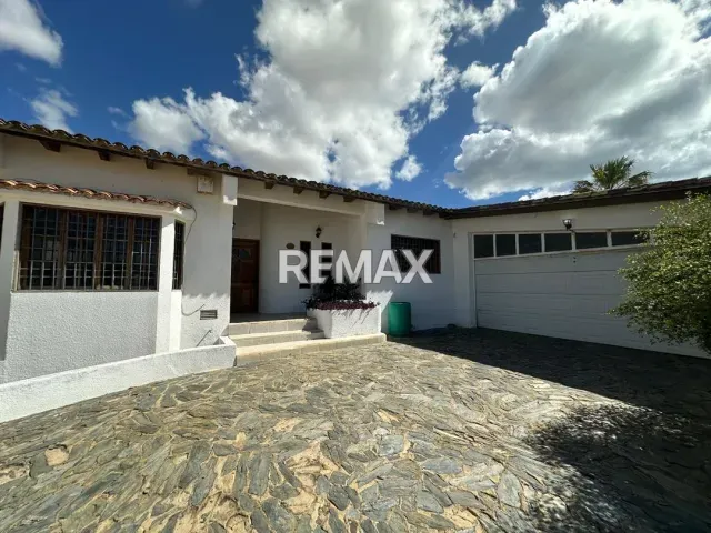 Espaciosa casa de 5 habitaciones y 5 baños en venta, 890 m² en Judibana, Falcón - Foto 3