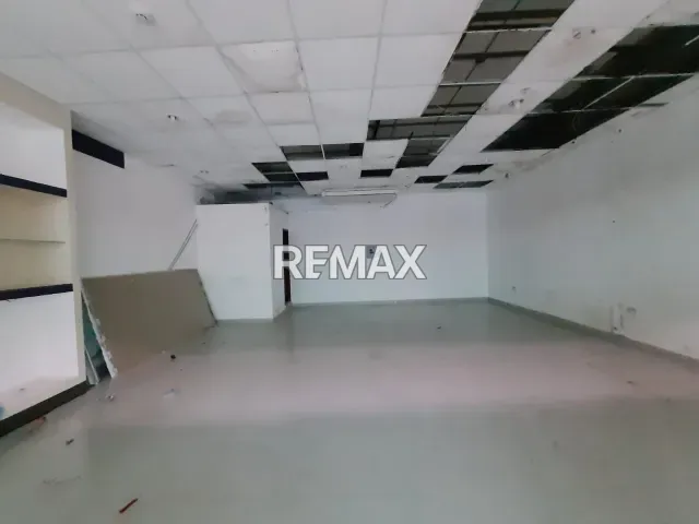 Moderno local comercial de 62 m² en venta en Centro Comercial Ciudad del Viento, Punto Fijo - Foto 3