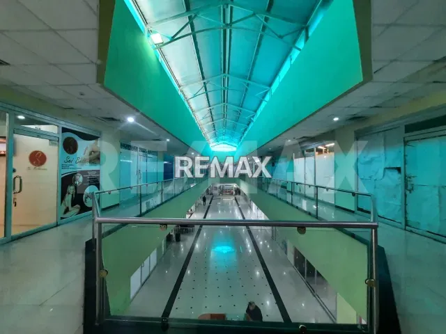 Moderno local comercial de 62 m² en venta en Centro Comercial Ciudad del Viento, Punto Fijo - Foto 5