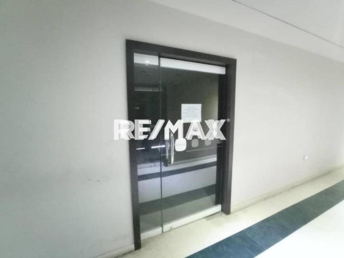 Local comercial de 54 m² en venta con aire acondicionado en Avenida Girardot, Punto Fijo - Foto 1