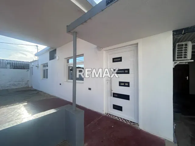 Casa en alquiler con anexo, 3 hab. y jardín en Judibana, 350 m² de terreno - Foto 3