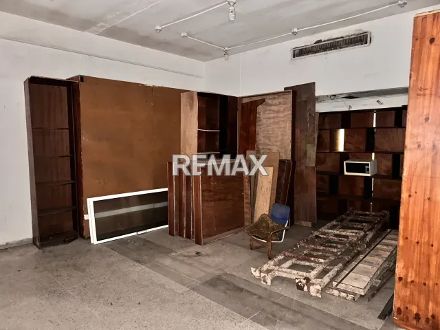 Amplio local comercial de 140 m² en alquiler en Avenida Bolívar, Punto Fijo - Foto 5