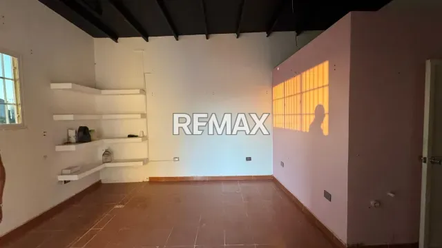 Moderna oficina de 27 m² en alquiler en centro comercial de Cardón, Falcón - Foto 2