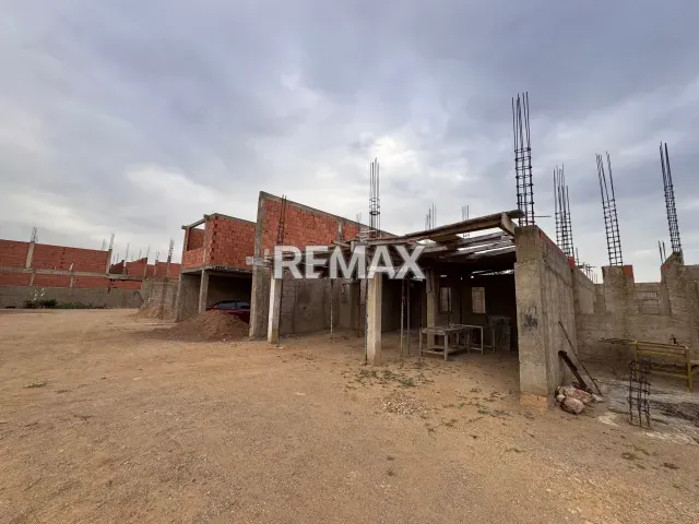 Terreno de 162 m² en obra gris en venta, ideal para tu proyecto en Guanadito Norte - Foto 1