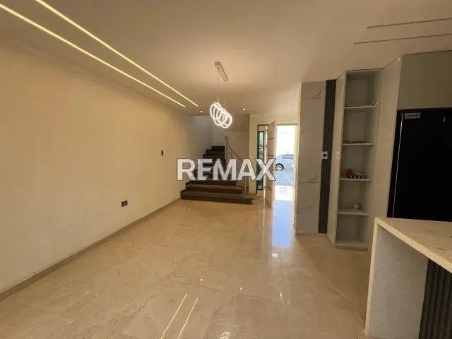 Moderno Townhouse de 3 hab. y 3 baños en venta, 180 m² en Cardón, Falcón - Foto 10