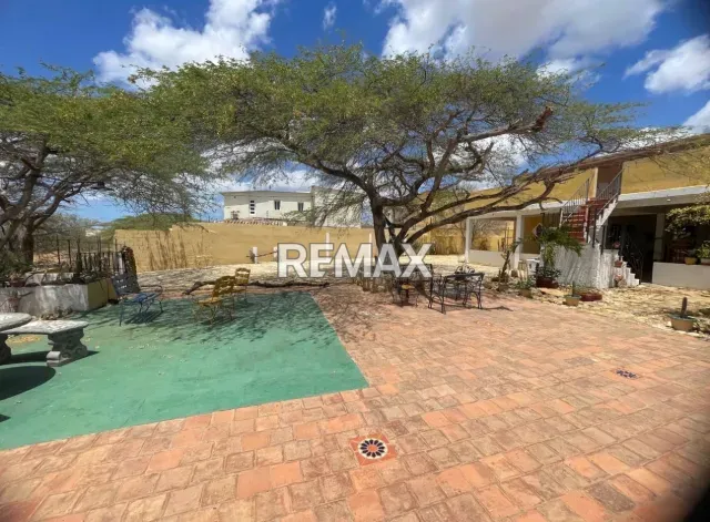 Posada turística en venta con 12 hab. y vista a la bahía en Los Taques, Falcón - Foto 4