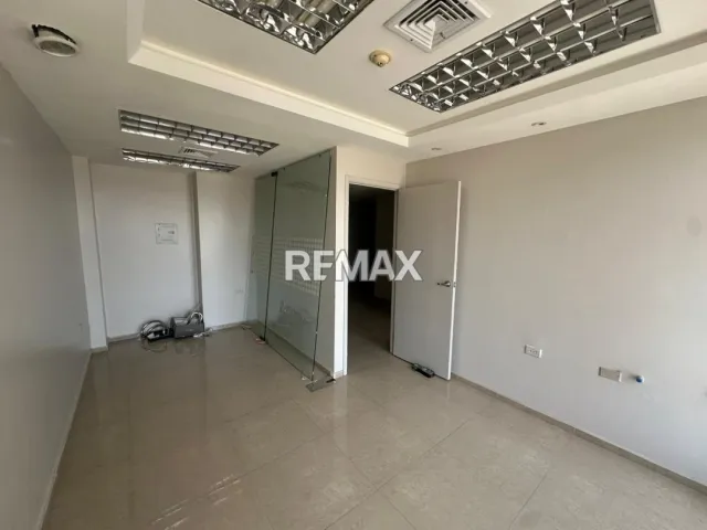Local comercial de 54 m² en alquiler en avenida Girardot, Santa Irene, ideal oficina - Foto 4