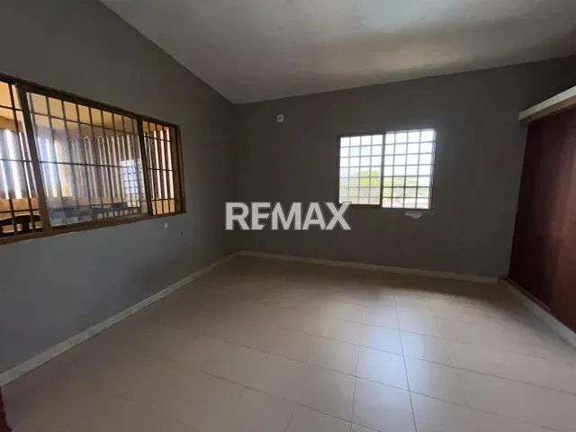 Espléndido TownHouse de 3 hab. y 4 parqueos en venta, San José de Cocodite - Foto 4