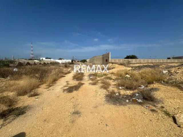 Amplio terreno de 1.400 m² en venta en Guanadito Sur, ideal para proyectos - Foto 4