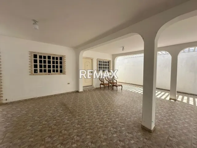 En Venta Casa o TownHouse Santa Irene, Punto Fijo, Carirubana, Falcón, 4102, VEN - Foto 3