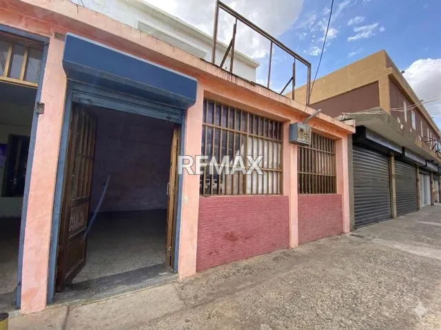En Venta Local Industrial y Galpón Puerta Maraven, Punto Fijo, Carirubana, Falcón, VEN - Foto 2