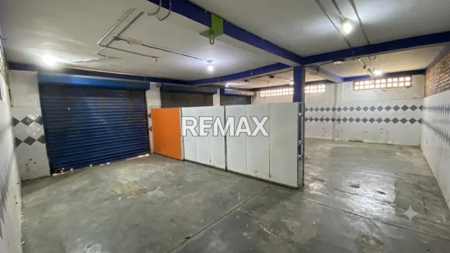 En Venta Local Comercial PUERTA MARAVEN, Punto Fijo, Carirubana, Falcón, VEN - Foto 2