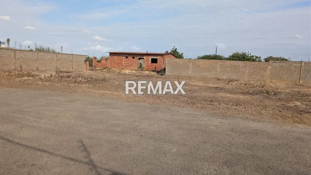 En Venta Terreno y Parcela Casacoima, Punto Fijo, Carirubana, Falcón, VEN - Foto 1