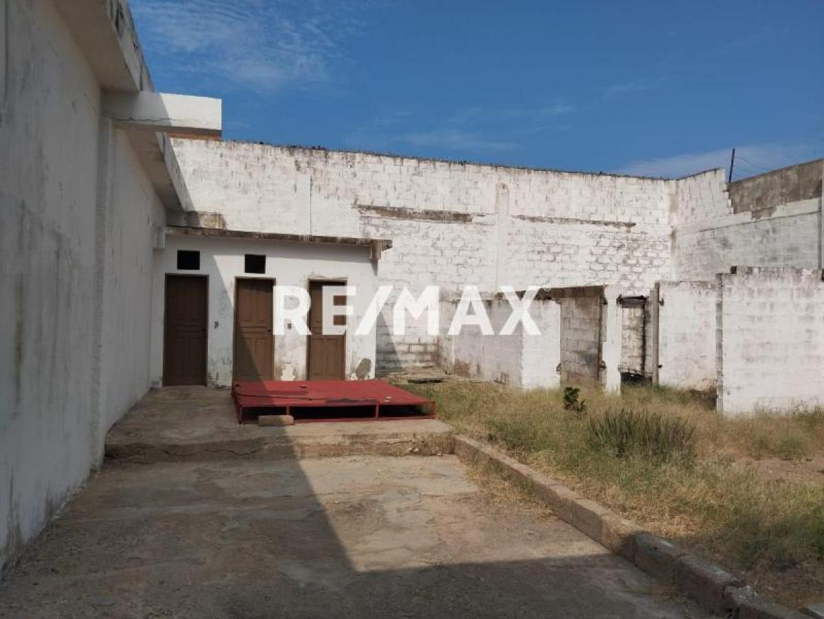 En Venta Local Comercial AV BOLIVAR, Punto Fijo, Carirubana, Falcón, VEN - Foto 17