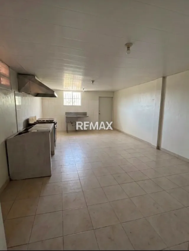 En Venta Local Industrial y Galpón Jacinto Lara, Punto Fijo, Carirubana, Falcón, VEN - Foto 2
