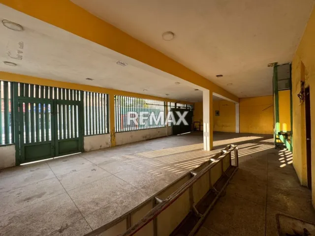 En Venta Edificio Calle Garces, Centro, Punto Fijo, Carirubana, Falcón, 4102, VEN, Punto Fijo, Carirubana, Falcón, VEN - Foto 4