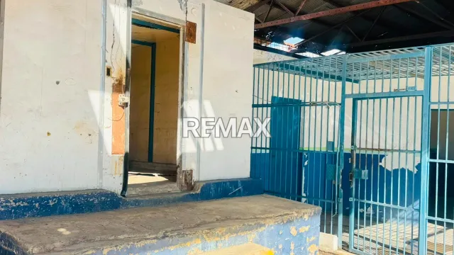 En Venta Local Industrial y Galpón Centro, Punto Fijo, Carirubana, Falcón, VEN - Foto 4