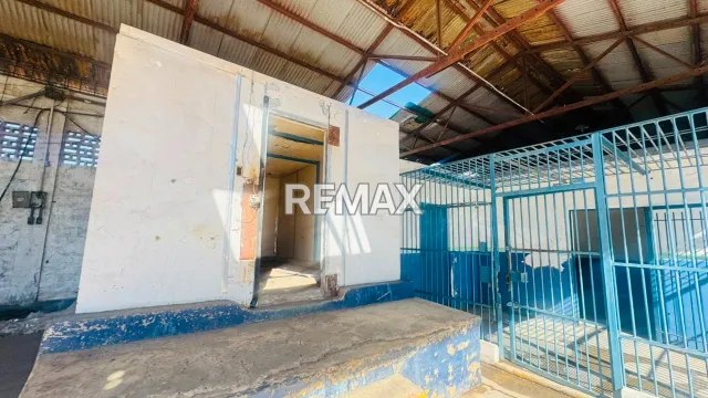 En Venta Local Industrial y Galpón Centro, Punto Fijo, Carirubana, Falcón, VEN - Foto 5