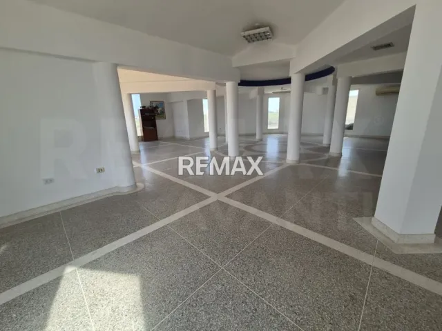 En Venta Edificio Santa Irene, Punto Fijo, Carirubana, Falcón, VEN - Foto 4