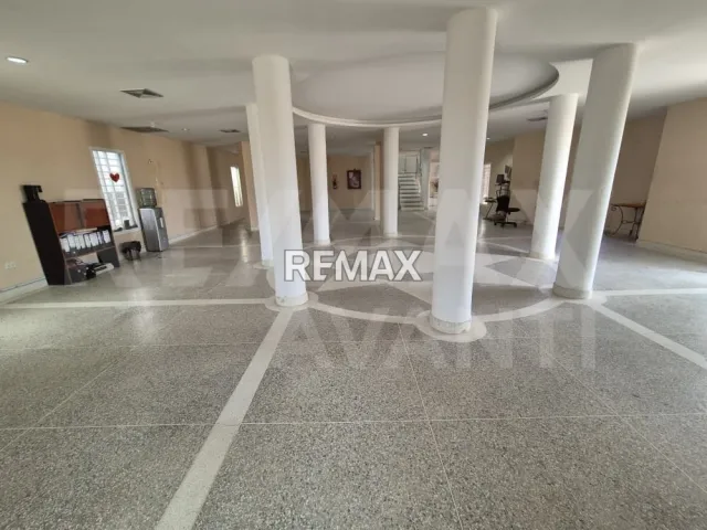 En Alquiler Edificio Santa Irene, Punto Fijo, Carirubana, Falcón, VEN - Foto 2