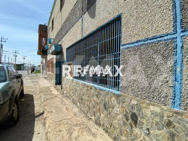 En Venta Local Comercial sector centro, Punto Fijo, Carirubana, Falcón, VEN - Foto 2