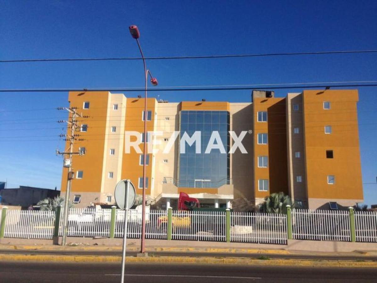 En Venta Hotel Av Ollarvides, Urb. Los Caciques, Punto Fijo, Carirubana, Falcón, VEN - Foto 2
