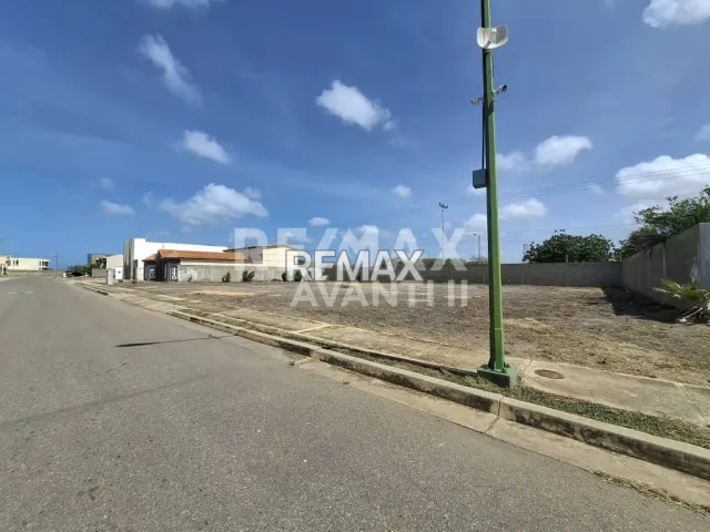 En Venta Terreno y Parcela Zarabon, Terrazas Club de Golf, Punto Fijo, Carirubana, Falcon., Punto Fijo, Carirubana, Falcón, VEN - Foto 3