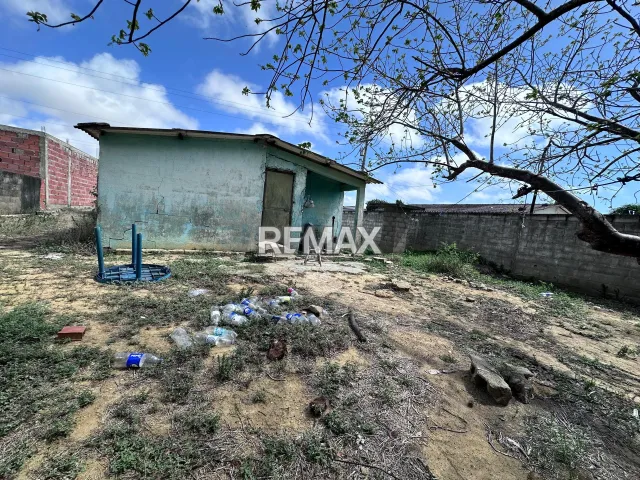 En Venta Casa o TownHouse calle san jose de la poblacion pueblo nuevo, Pueblo Nuevo, Pueblo Nuevo de Paraguaná, Falcón, VEN - Foto 3