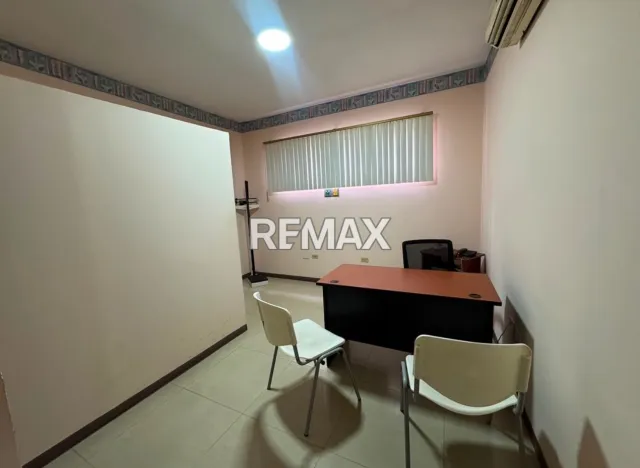 En Venta Edificio Centro, Punto Fijo, Carirubana, Falcón, VEN - Foto 5