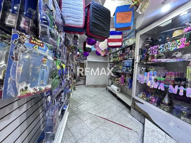 En Venta Edificio calle bolivar y zamora, Punto Fijo, Carirubana, Falcón, VEN - Foto 2