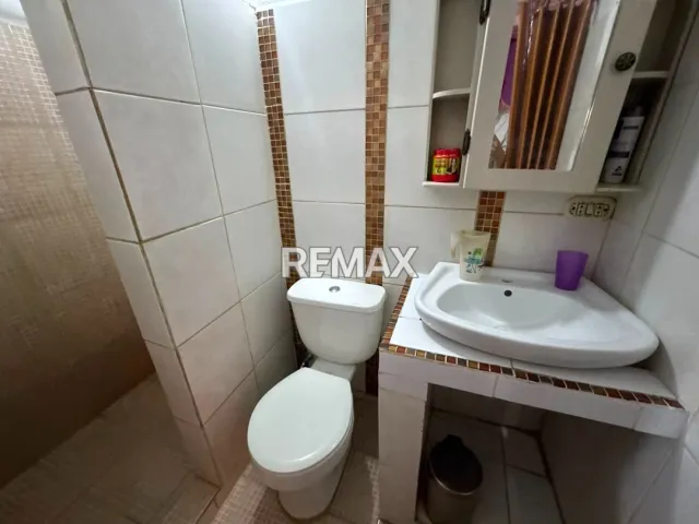 En Venta Casa o TownHouse calle el estadio de frente al estadio parroquia adicora, Adícora, Falcón, VEN - Foto 6