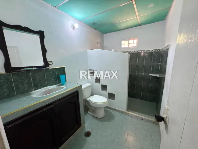 En Venta Casa o TownHouse calle el estadio de frente al estadio parroquia adicora, Adícora, Falcón, VEN - Foto 10