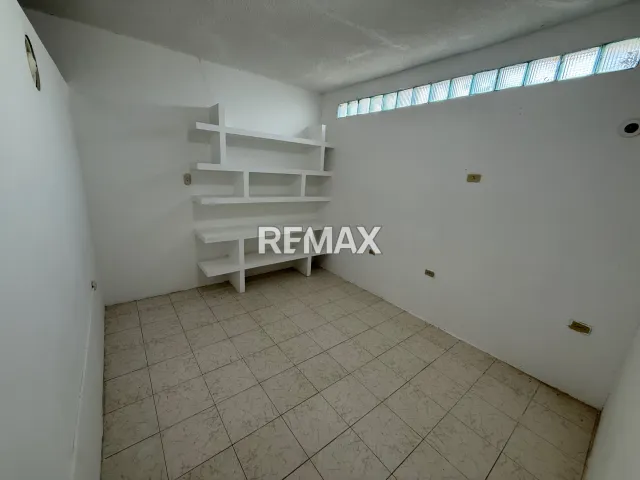 En Alquiler Local Comercial Puerta Maraven, Cardón, Carirubana, Falcón, VEN - Foto 4