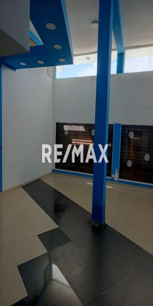 En Venta Local Comercial Av. Ollarvides, Puerta Maraven, Punto Fijo, Carirubana, Falcón, VEN - Foto 5