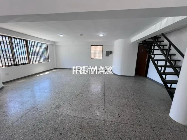 En Alquiler Local Comercial AV JACINTO LARA PUNTO FIJO, Punto Fijo, Carirubana, Falcón, VEN - Foto 2